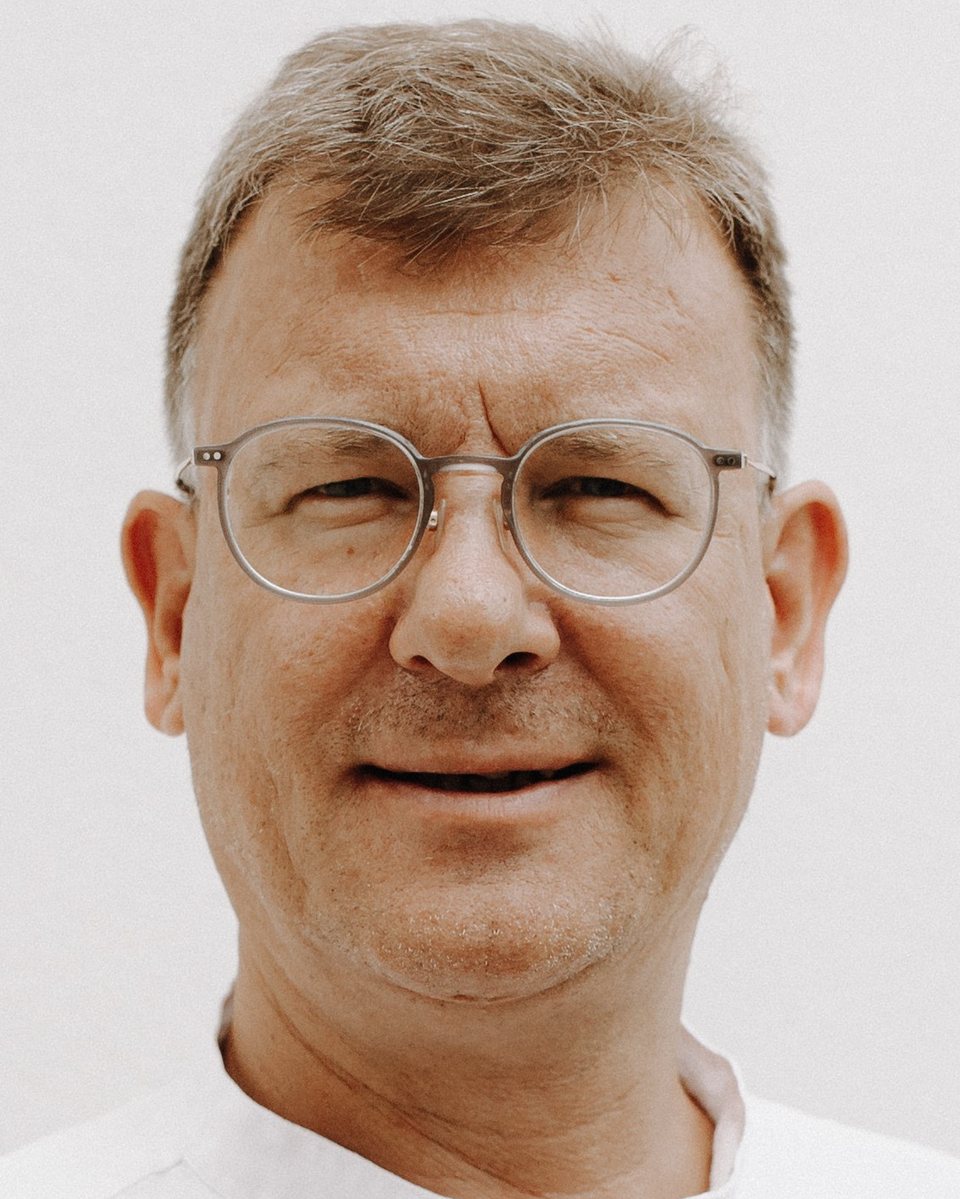 Hans-Jörg Ronsdorf, Berater für Lackier- und Oberflächentechnik